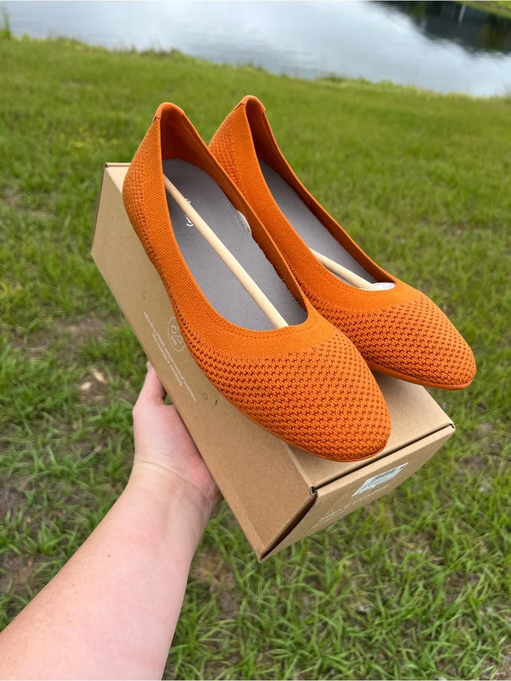 New In Box Allbirds Women’s Tree Breezer Flats in Honey Rust Size 7, 8.5,9.5